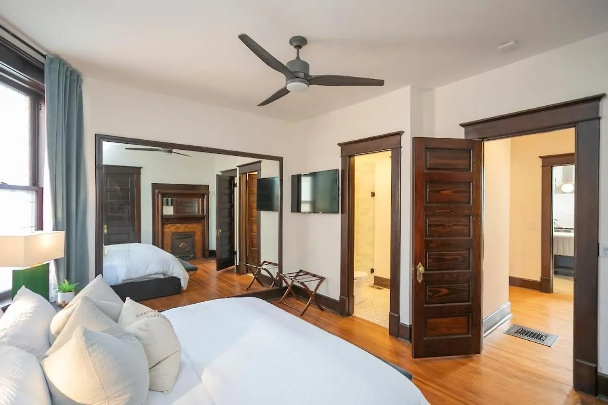 Historic Jewel Walk To Eats & Shops Villa Nashville Holiday home